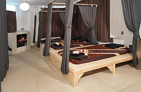 �I���r�A �^�C�Î��}�b�T�[�W���c�s